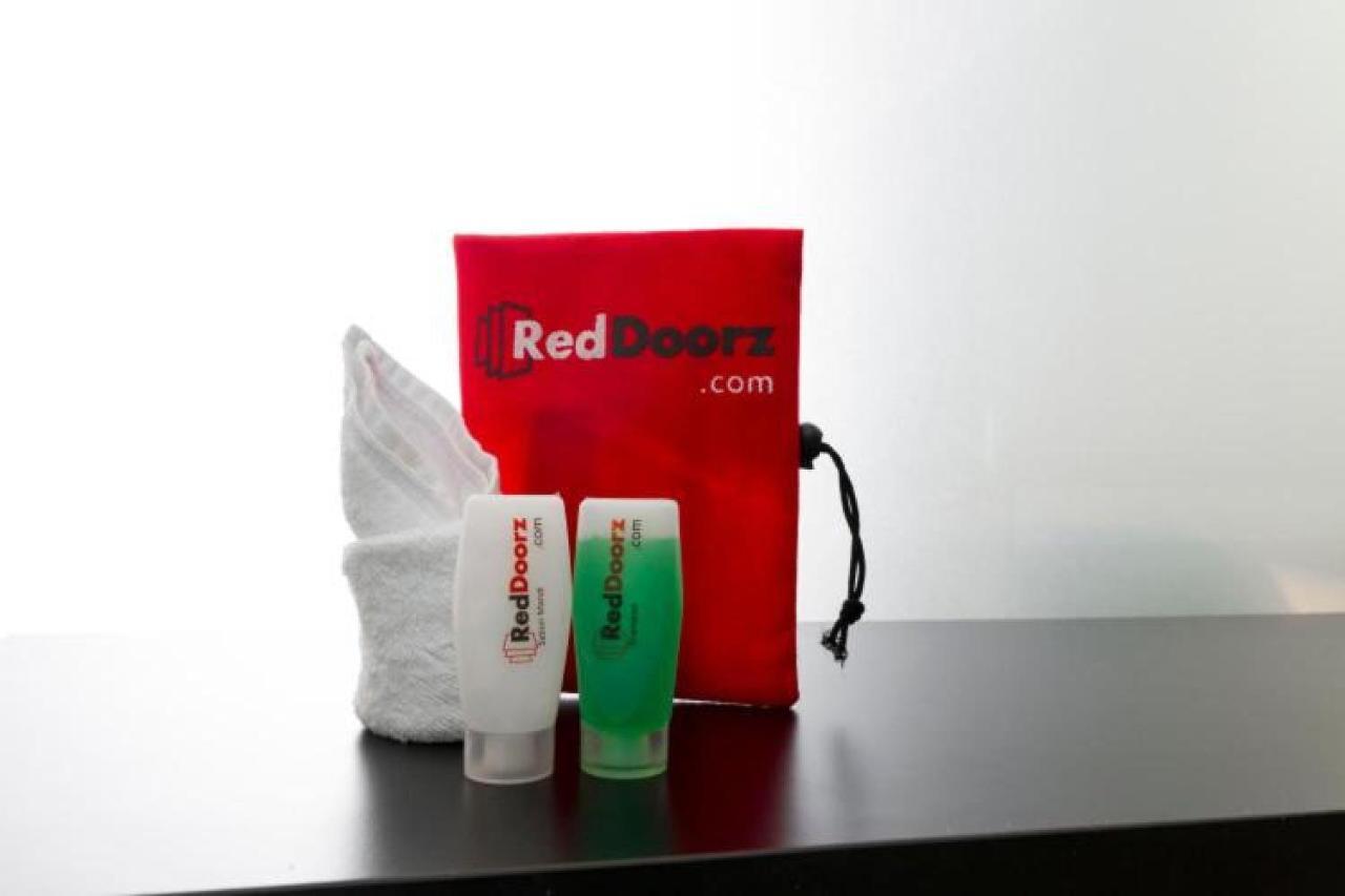 Reddoorz @ Surapati Hotel Bandung Eksteriør billede