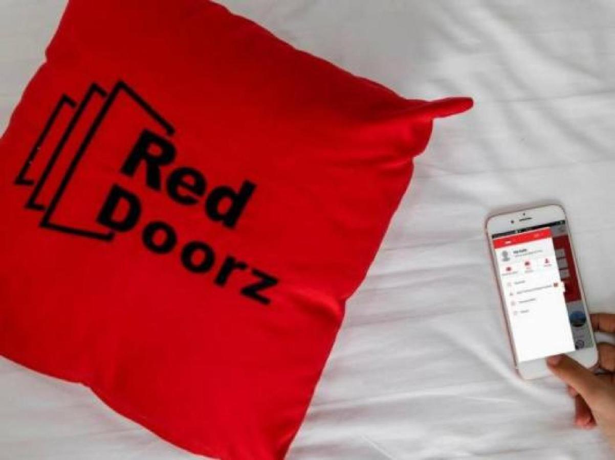 Reddoorz @ Surapati Hotel Bandung Eksteriør billede